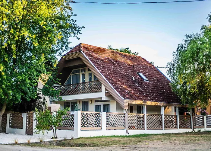 Keszeg44 Vendeghaz Villa *